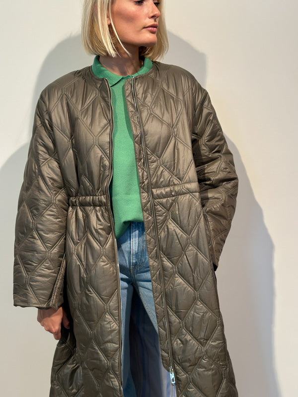 Shiny Quilt Long Coat