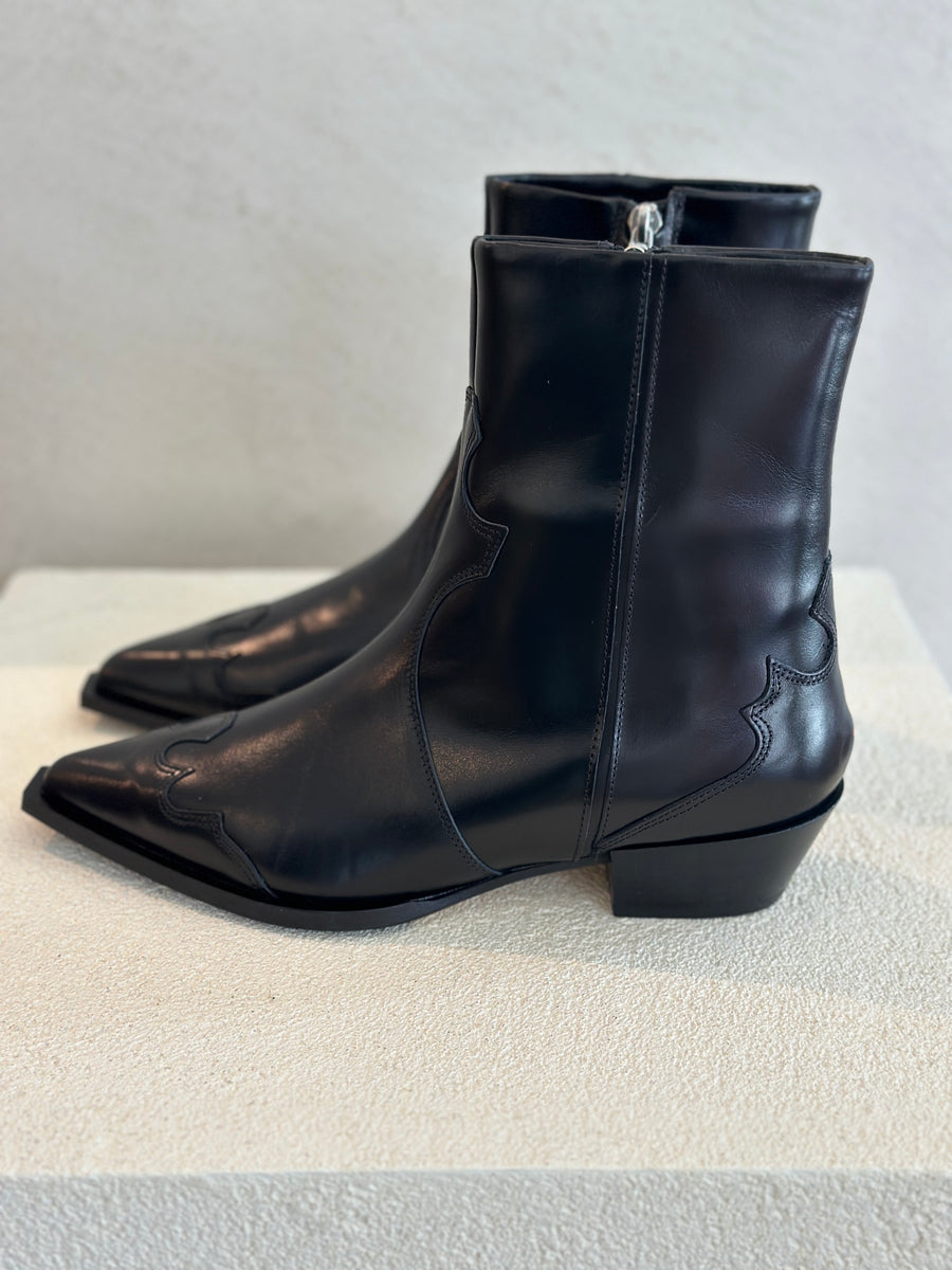 Calf Leather Bootie