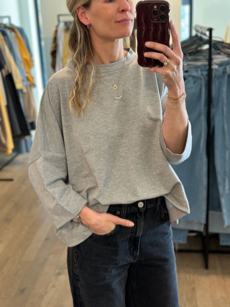 LIGHT GREY