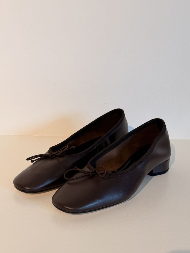  LEATHER MOKA