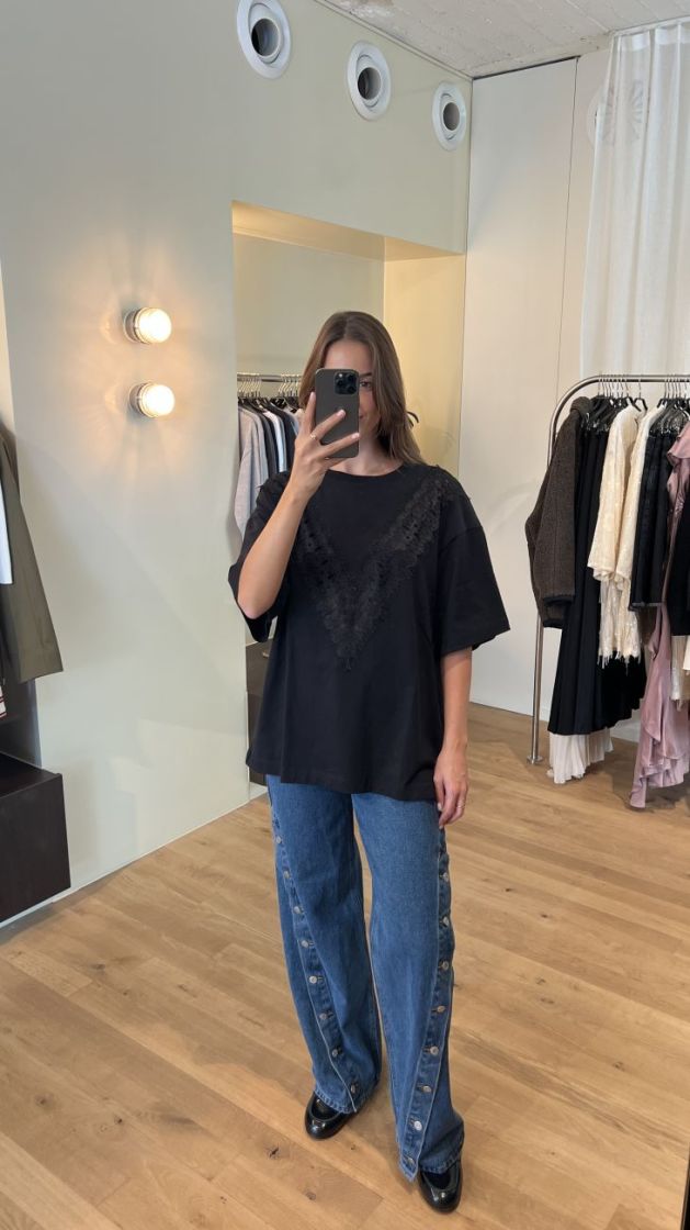 190303 BLACK