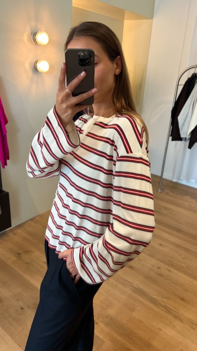  218 IVORY